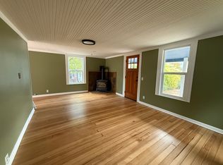 418 17th St, Hood River, OR 97031