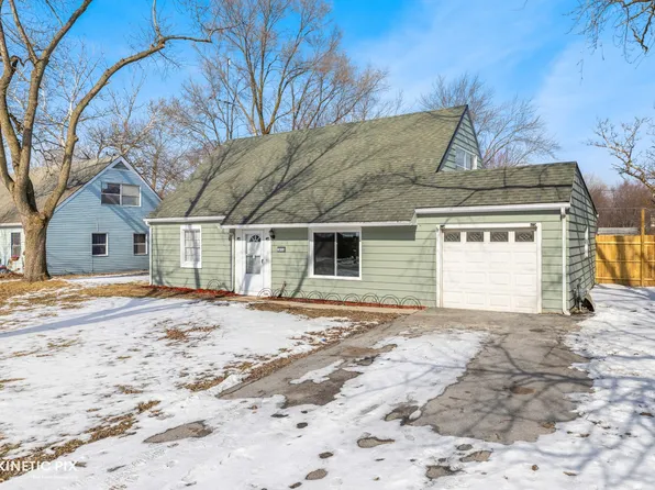 1412 W Broadview Ave, Crete, IL 60417