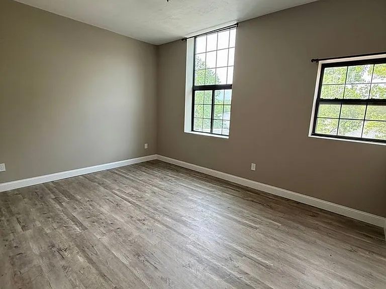 70 Webster St #204 — Photo 6