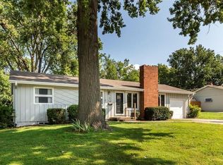 7410 W 74th St, Overland Park, KS 66204