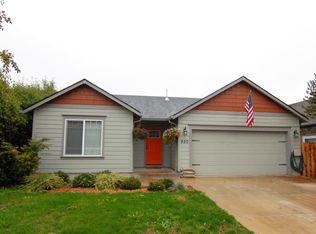 920 S Pacific St, Newberg, OR 97132
