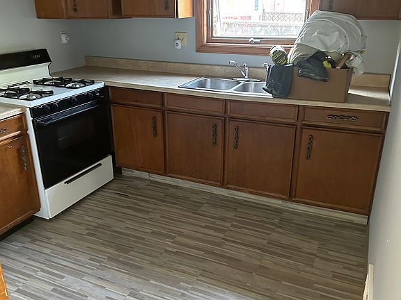 2nd image of 65 N Main St APT 2