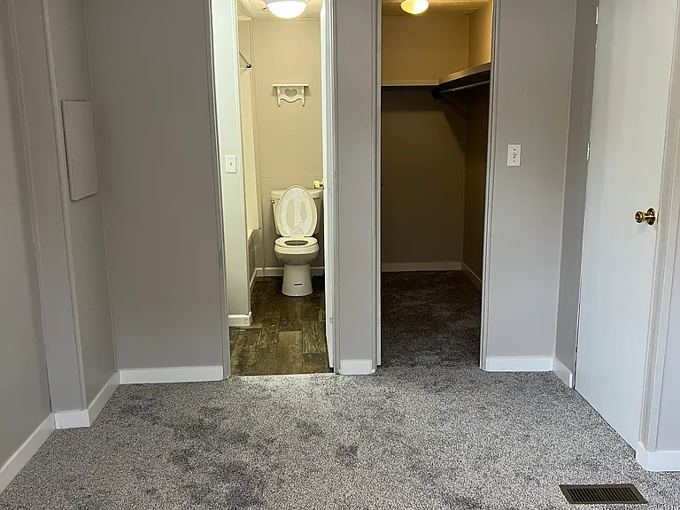 113 Speer Dr — Photo 11