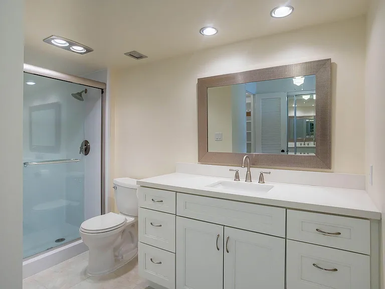 405 N Ocean Blvd #329 — Photo 34