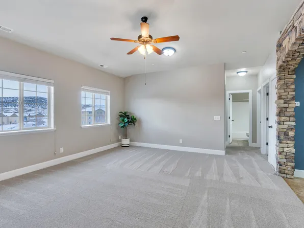 3624 E Clear Rock Rd #K-9, Eagle Mountain, UT 84005