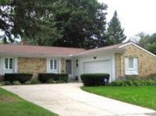 3615 Inverary Dr, Lansing, MI