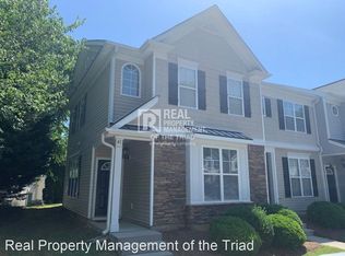 41 Ledgerstone Ln, Greensboro, NC 27407
