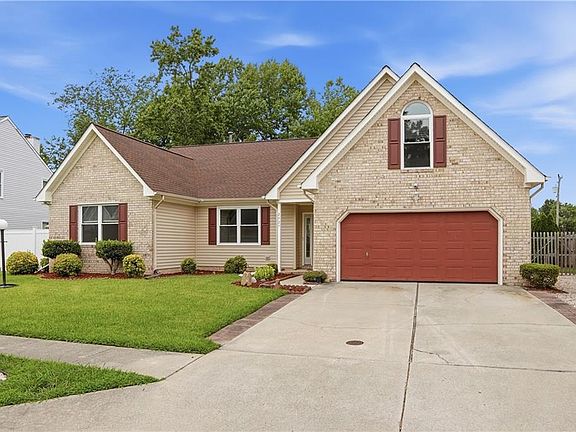 3rd image of 2927 Crossings Dr