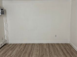 3058 Dixie Hwy, Waterford, MI 48328