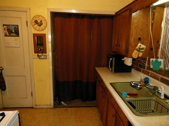 5th image of 1303 Natchez Ave