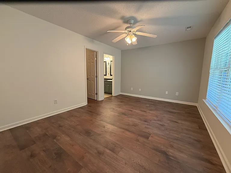 111 Turnstone Ct SW — Photo 10