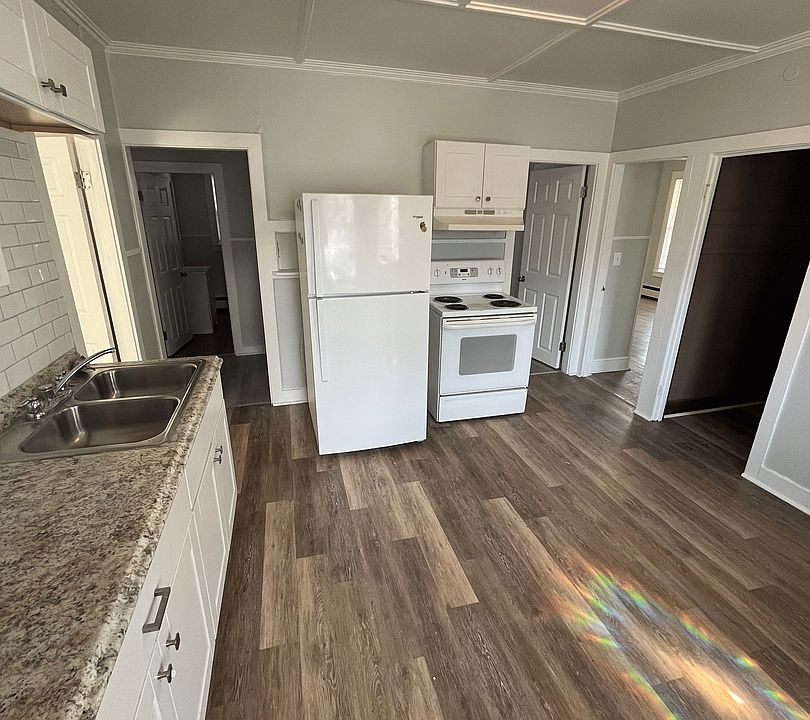 1st image of 2 Gray Ave #1