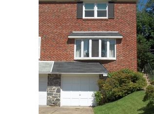 713 Cinnaminson St, Philadelphia, PA 19128