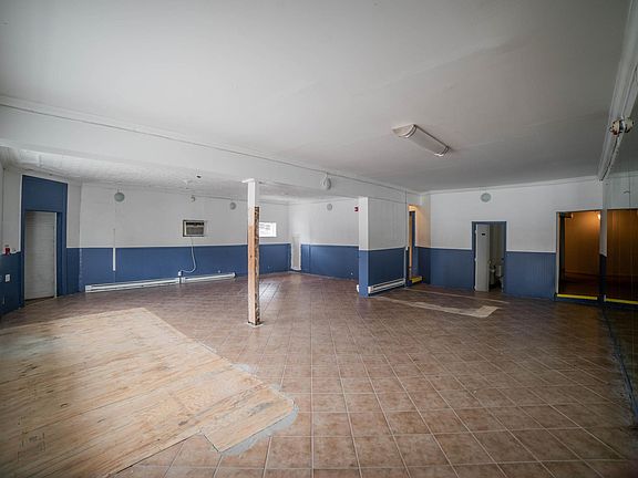 5th image of 262 E Girard Ave Ste 1