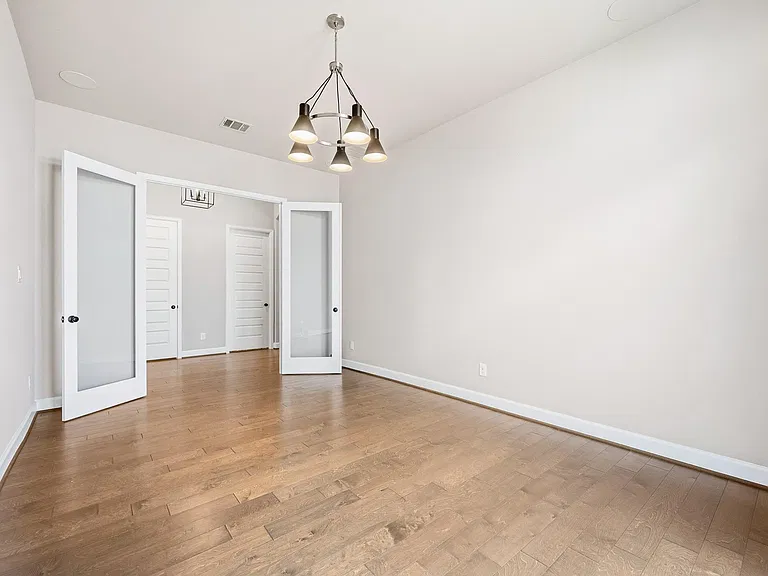2106 Stargrass Dr — Photo 23