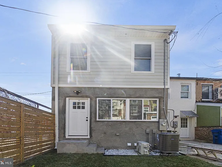 1008 Boyd St — Photo 24