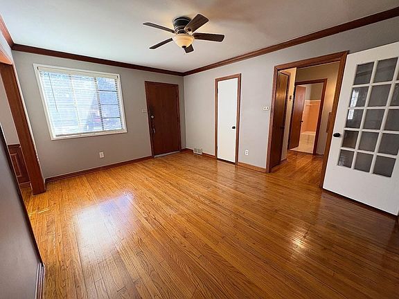 4th image of 4208 Vann Ave
