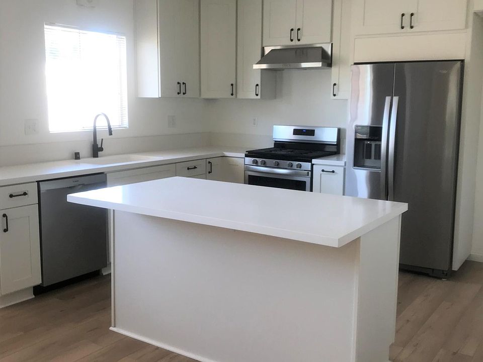 1st image of 1111 California Ave APT 5