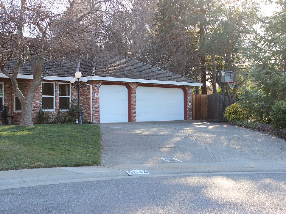 1st image of 4922 Dewey Ct