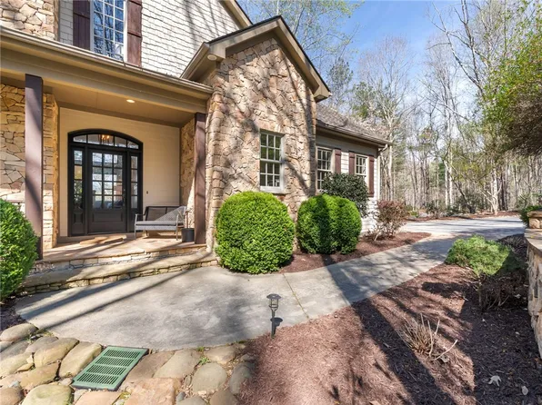 107 Fire Pink Ct, Sunset, SC 29685