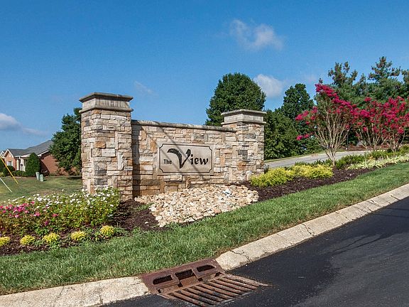2nd image of 1635 Brentwood Pointe