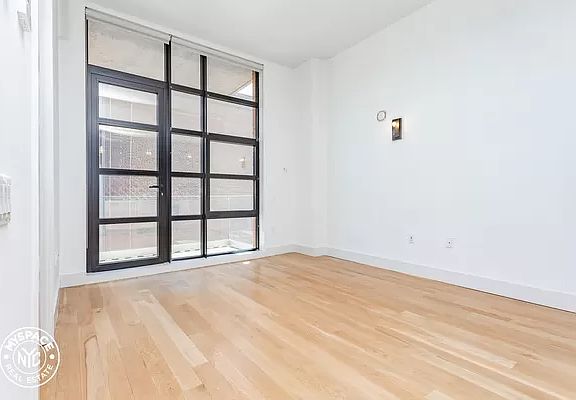 3rd image of 41-21 28th St #6R