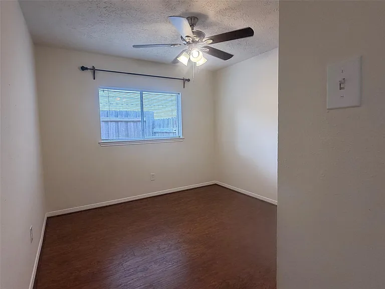 3806 Carya Cir — Photo 25