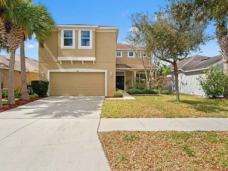 7506 Forest Mere Dr — Photo 1