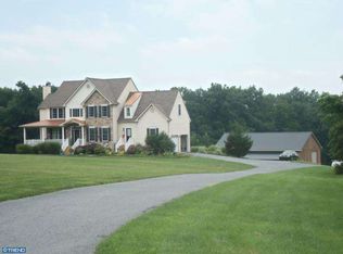 987 N Manor Rd, Honey Brook, PA 19344