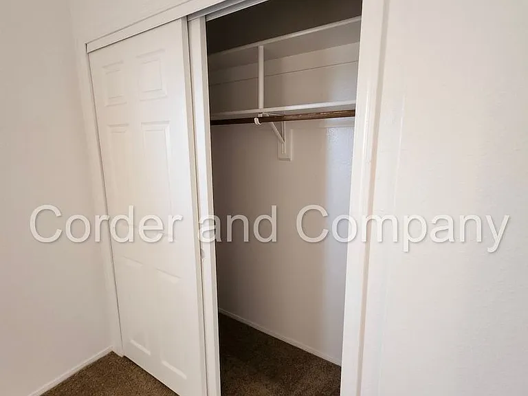 2261 Green Lake Rd NE — Photo 28