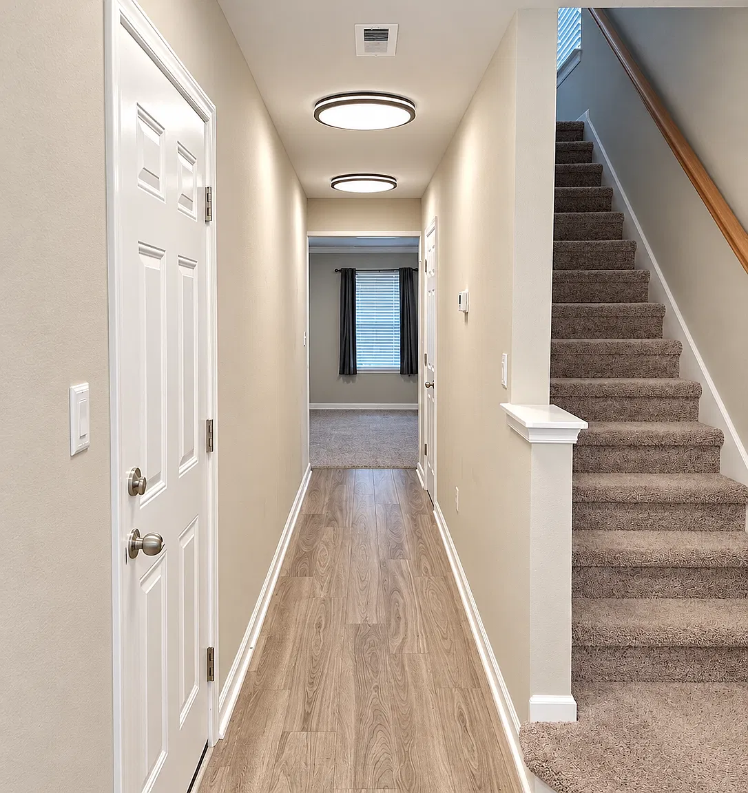3 bed, 1565 sqft, $2,250 — Photo 2