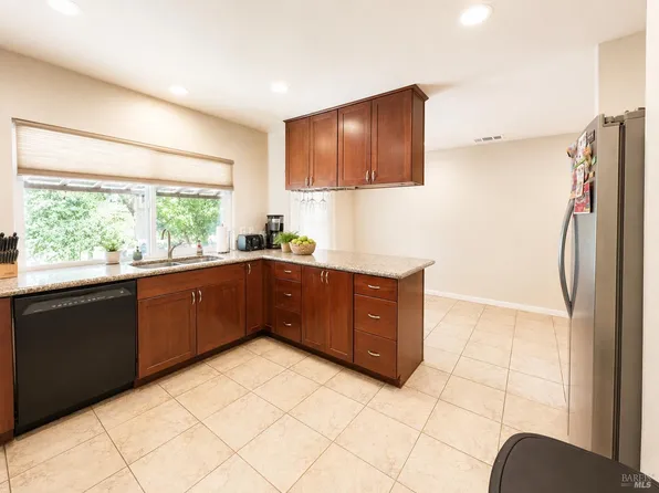 1913 Southwood Drive, Vacaville, CA 95687