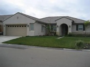 610 Topaz Ct photo 1