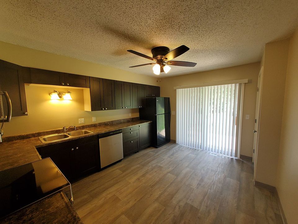 1st image of 4484-4486 Lexington Dr