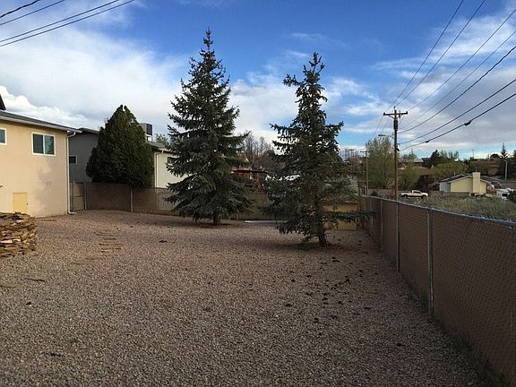 Huge backyard with privacy fence