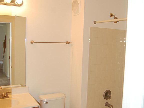 5th image of 13537 Davinci Ln #76