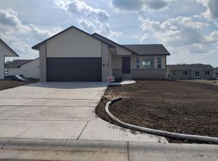 1917 S Stephanie St, Wichita, KS 67207