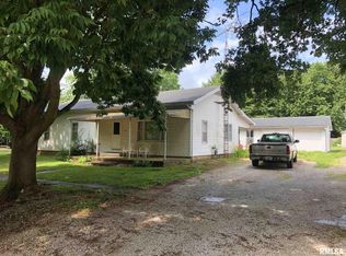 410 S Eaton St, Edinburg, IL