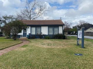 5000 Locust St, Bellaire, TX 77401