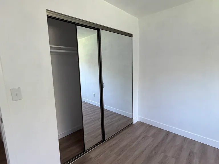 1315 Ameluxen Ave — Photo 9