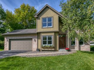 4192 Trail Ridge Ln, Minnetonka, MN 55345