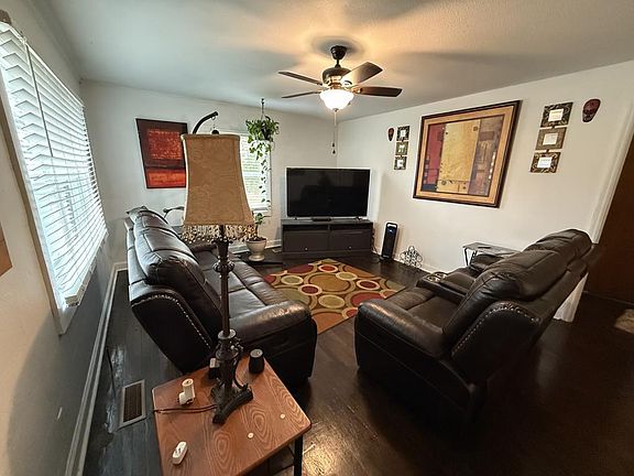 3rd image of 3803 Rock House Rd