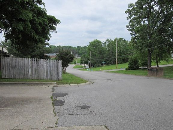 4th image of 1200 Riverwood Pl