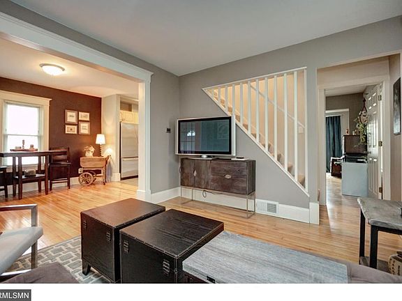 3rd image of 2431 Grand St NE