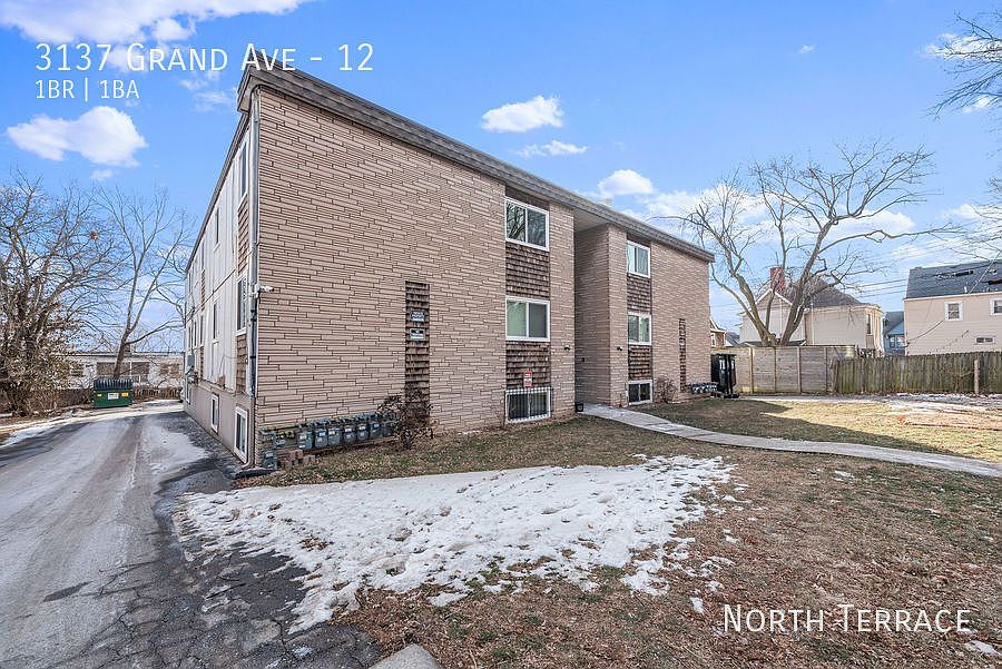 1st image of 3137 Grand Ave #12