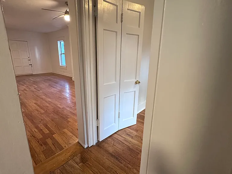4810 Holly St — Photo 15