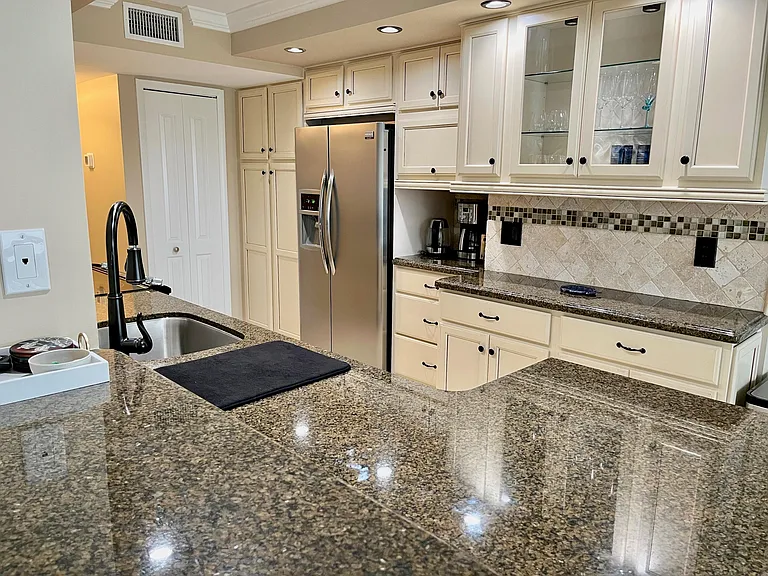 4200 N Ocean Dr #1-806 — Photo 18
