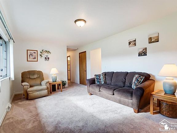 5th image of 1344 Indian Creek Dr