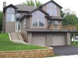 202 Lynne Dr, Twin Lakes, WI 53181