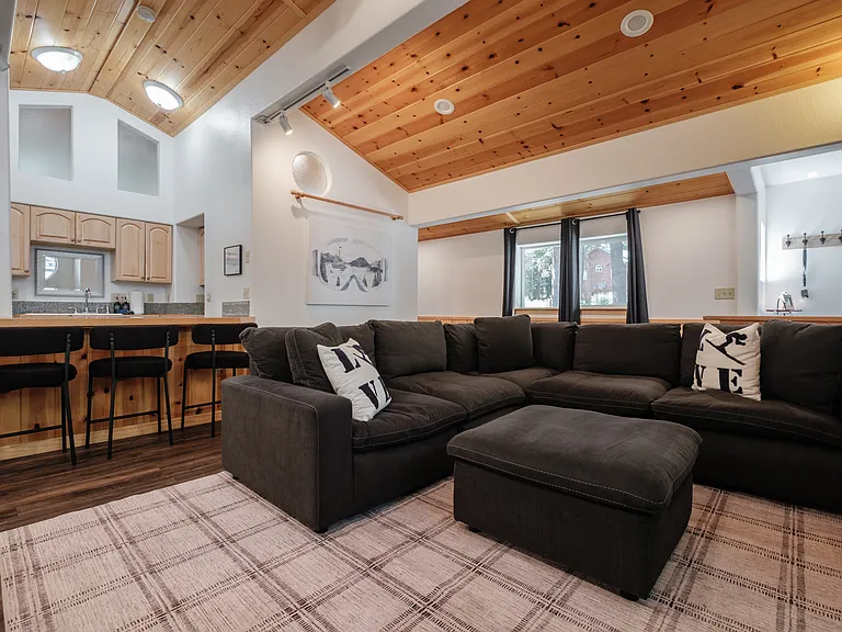 14296 Glacier View Dr — Photo 9